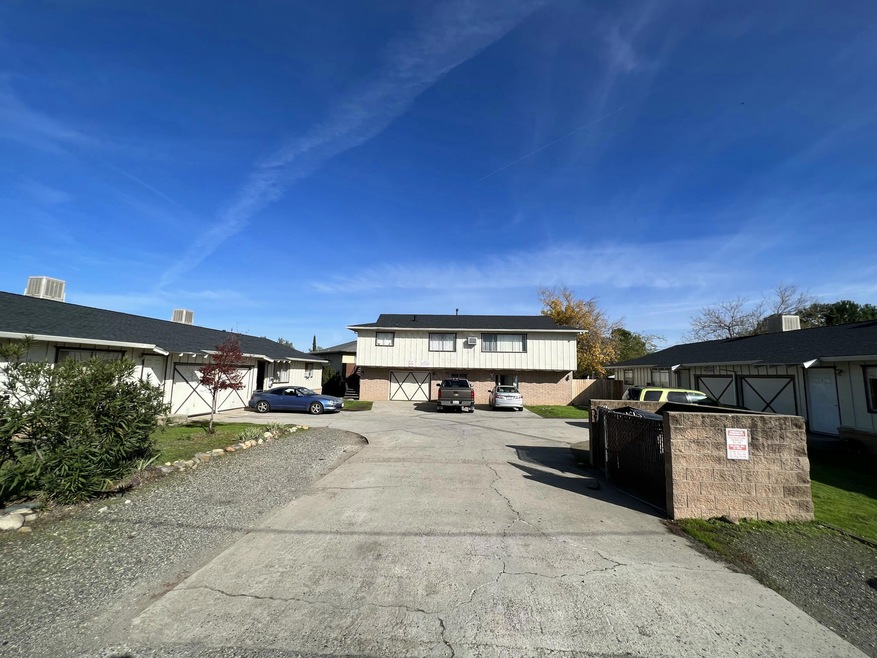 415 Lake Blvd