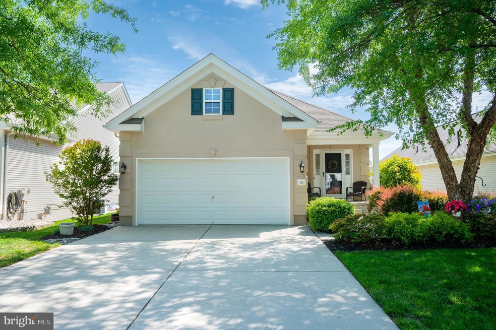 10 Duxbury Ct, Swedesboro, NJ 08085 - photo 1