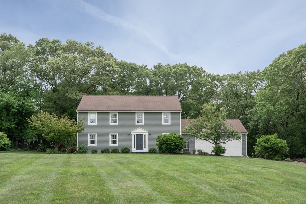 6 Kara Lynn Dr, Franklin, MA 02038 - photo 1