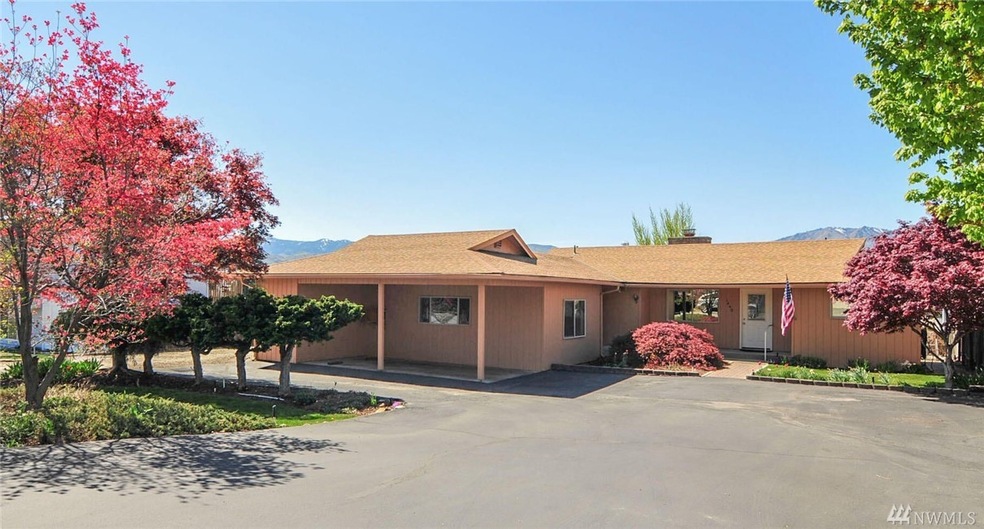 1440 N Ford Place, East Wenatchee, WA 98802 - photo 1