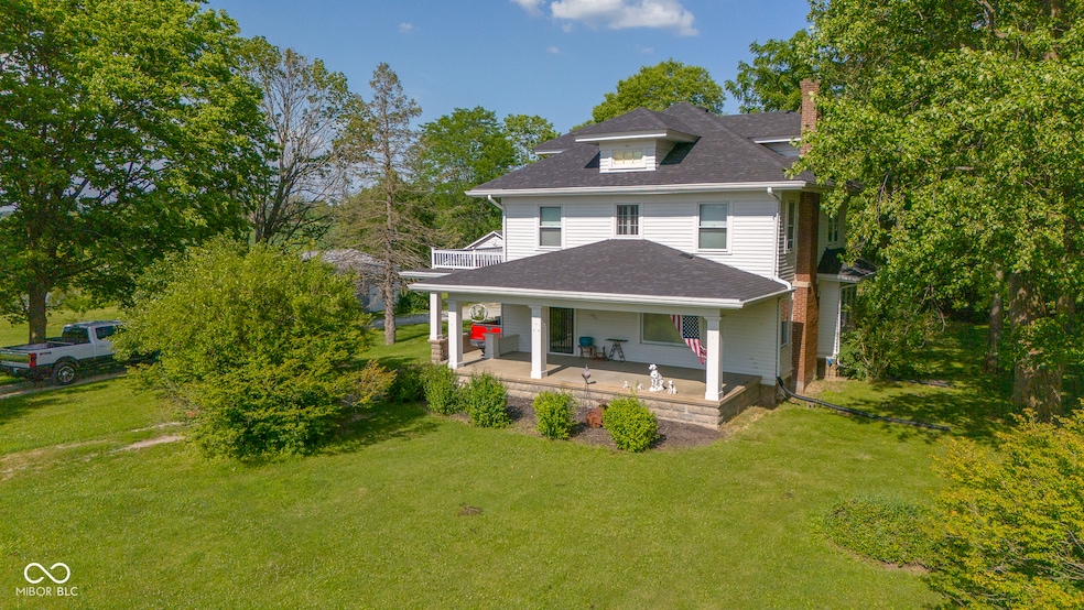 8924 S State Road 13, Pendleton, IN 46064 - photo 1