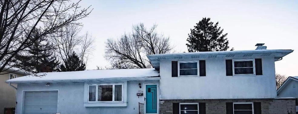 1255 Cherrywood Ct, Columbus, OH 43229 - photo 1