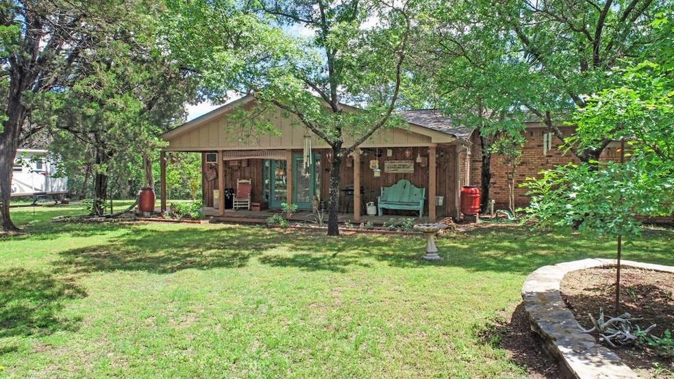 2408 Woodcrest Ct, Granbury, TX 76048 - photo 1