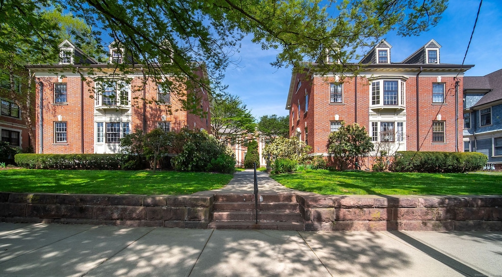 Under Contract $365,000