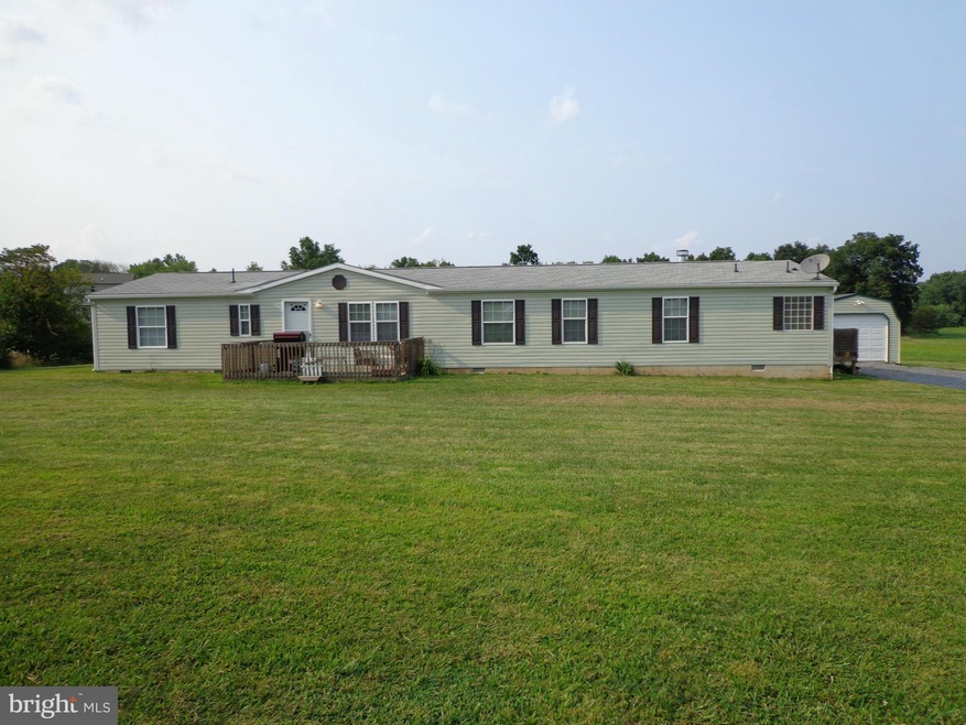 317 Kathys Ln, Hedgesville, WV 25427 - photo 1