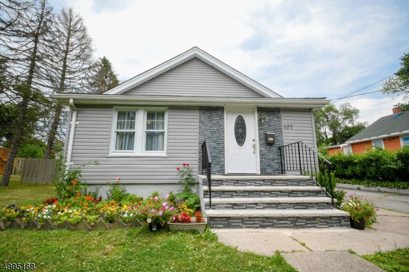 107 Greenwood Ave, Haskell, NJ 07420 - photo 1