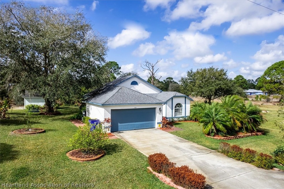 580 Summer Hill Dr, Lake Placid, FL 33852 - photo 1