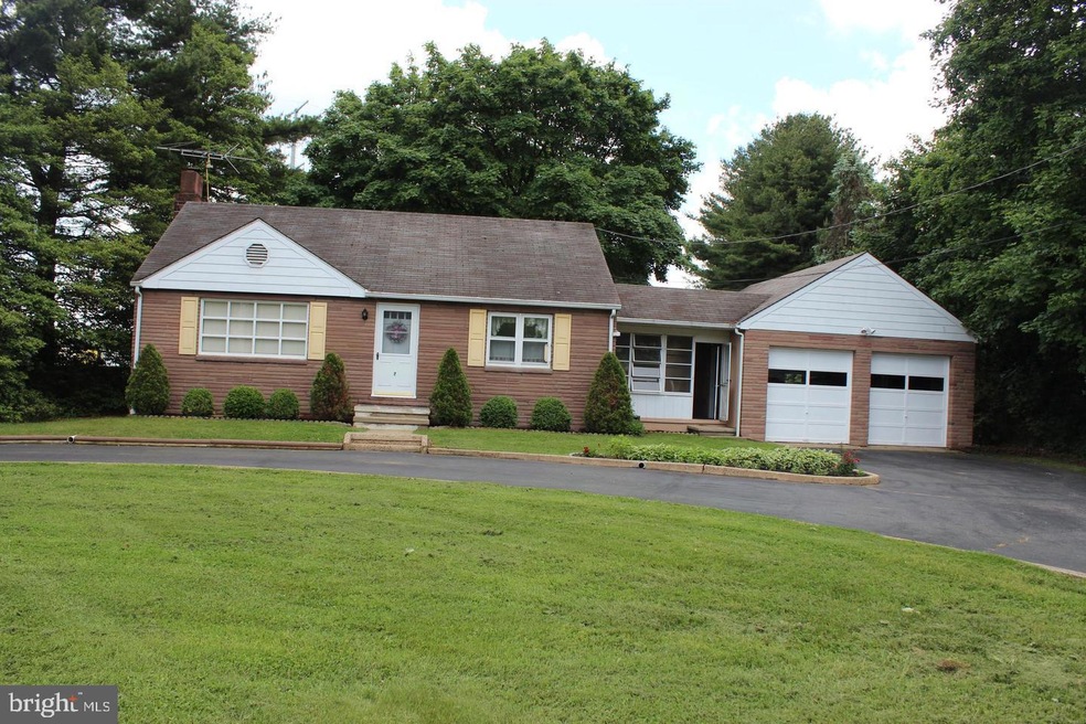 7 Sunset Rd, Burlington, NJ 08016 - photo 1