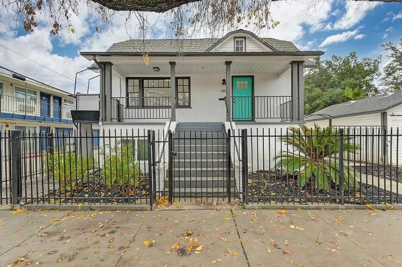 1419 30th St, Sacramento, CA 95816 - photo 1