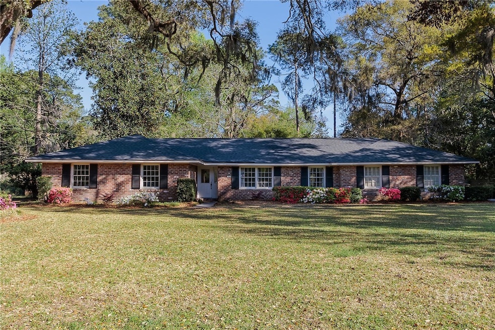 Welcome Home to 2 S Millward Rd!