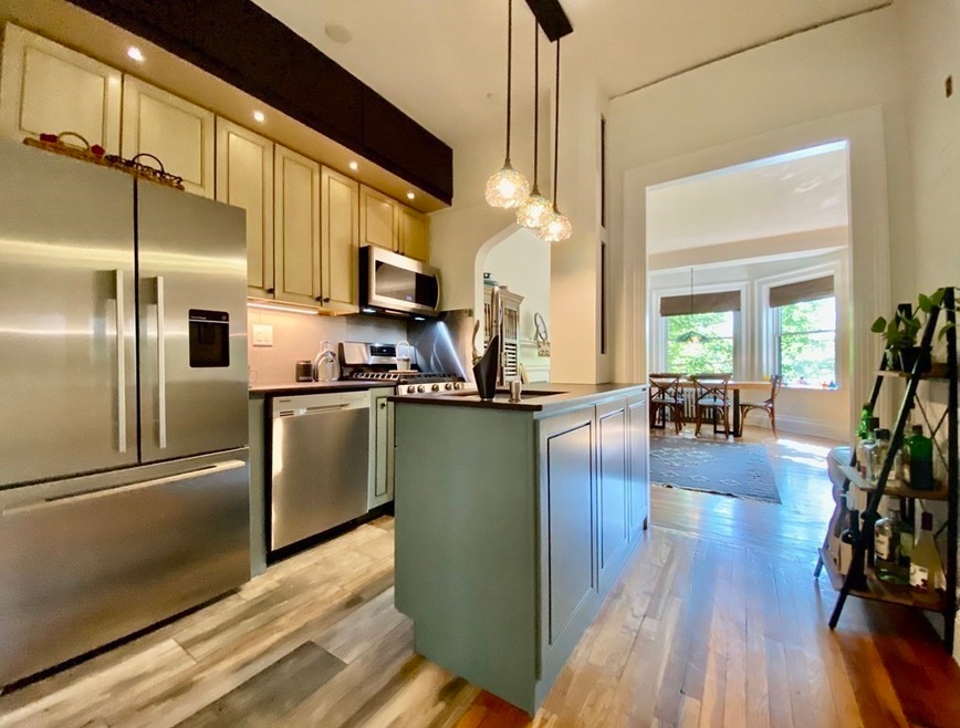 340 Tappan St unit 2, Brookline, MA 02445 - photo 1