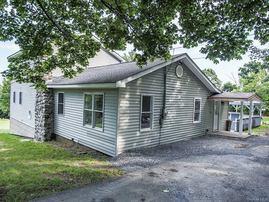 12 Colins Way, Bloomingburg, NY 12721 - photo 1