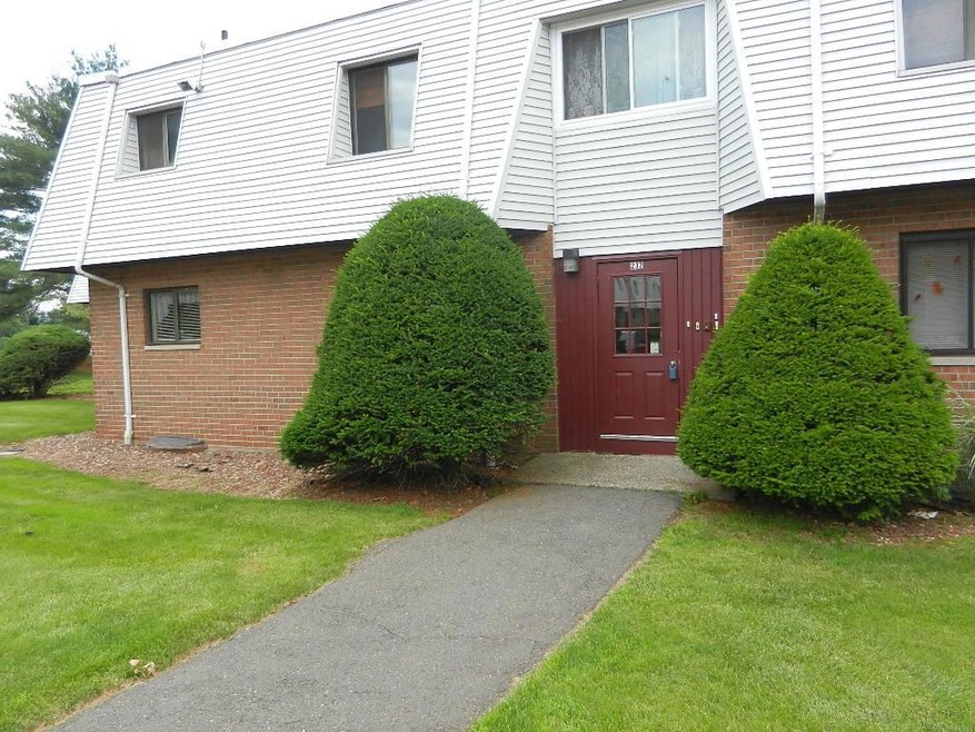232 Richard St unit 2, Newington, CT 06111 - photo 1