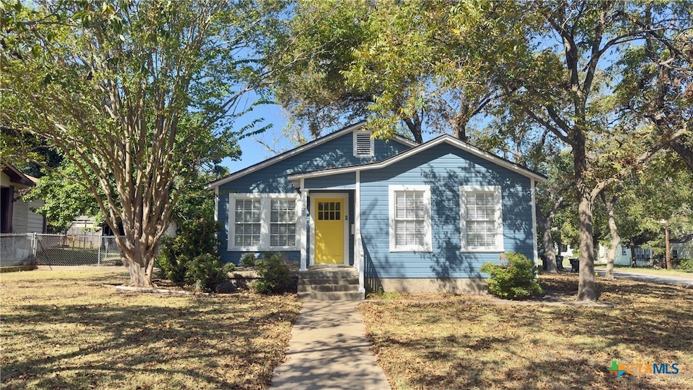 For Rent $1,650/month • Co-Listing Agent