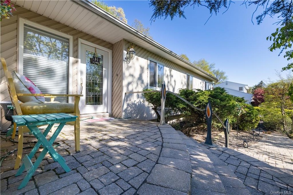 219 Waters Edge, Valley Cottage, NY 10989 - photo 1