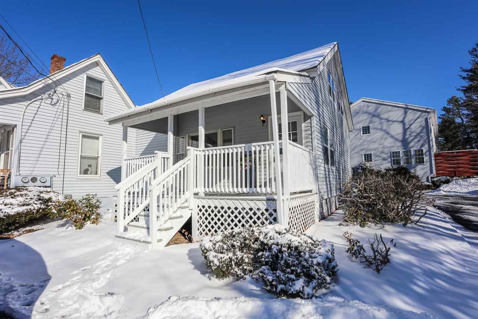 107 Franklin Street Extension unit 12, Derry, NH 03038 - photo 1