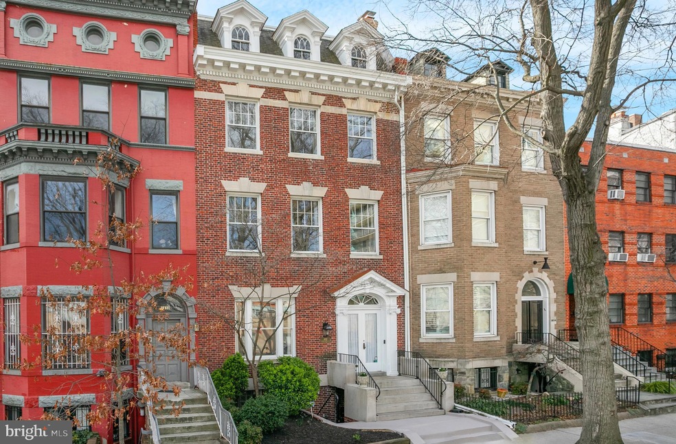 1852 Wyoming Ave NW, Washington, DC 20009 - photo 1