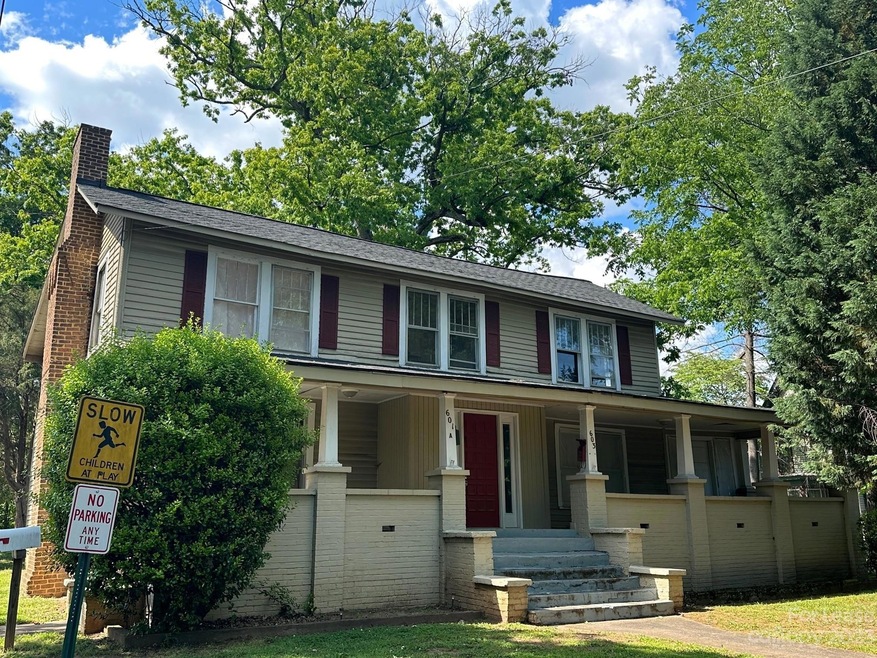 601 Davie Ave unit A, Statesville, NC 28677 - photo 1