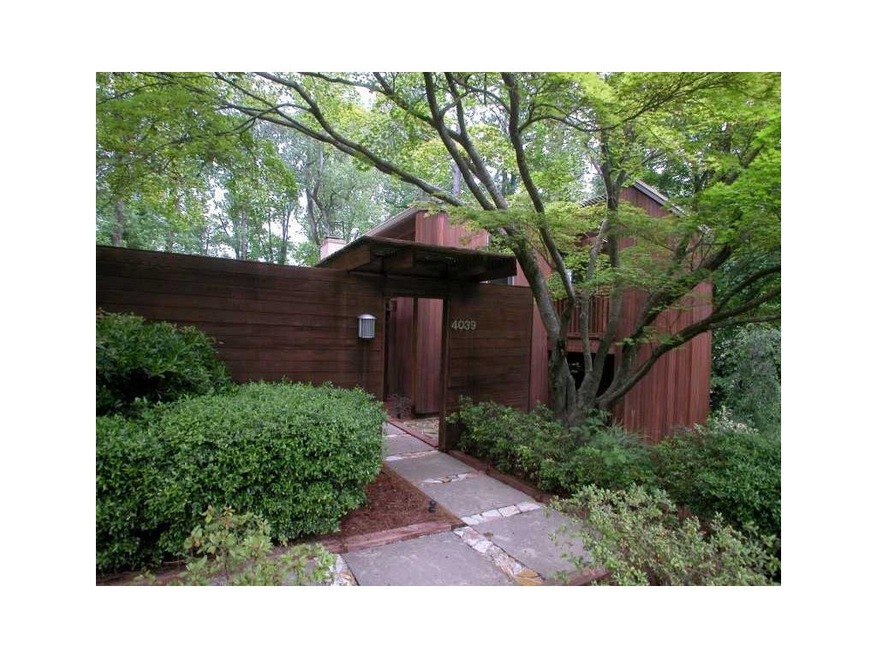 4039 Land O Lakes Dr NE, Atlanta, GA 30342 - photo 1