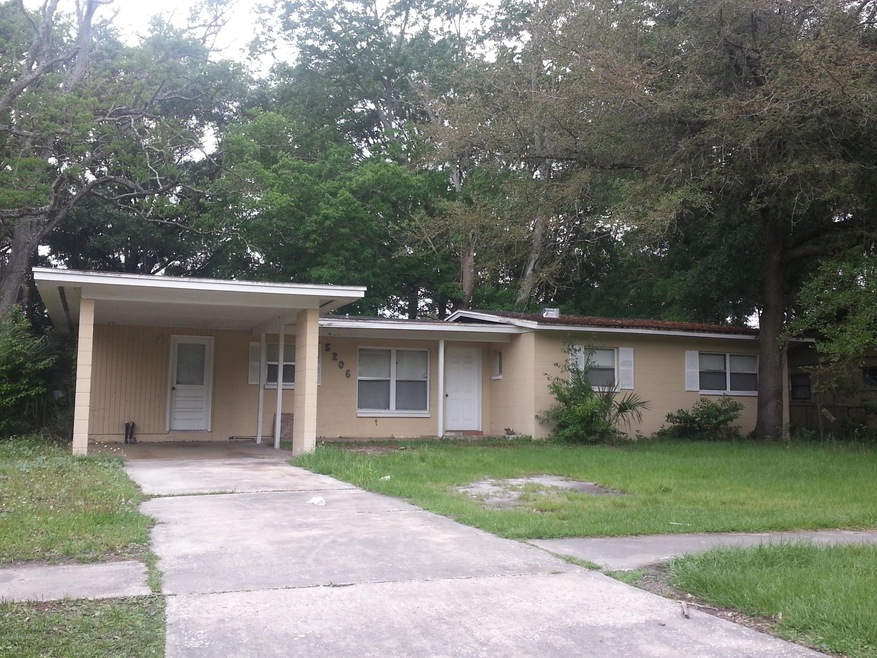 5206 Redstone Dr, Jacksonville, FL 32210 - photo 1