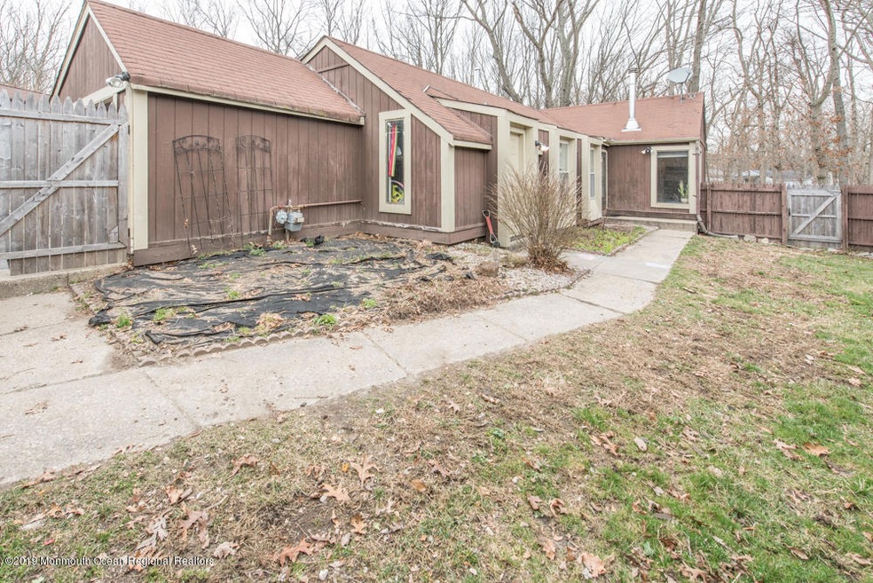 30 Oriole Ln unit 1000, Howell, NJ 07731 - photo 1