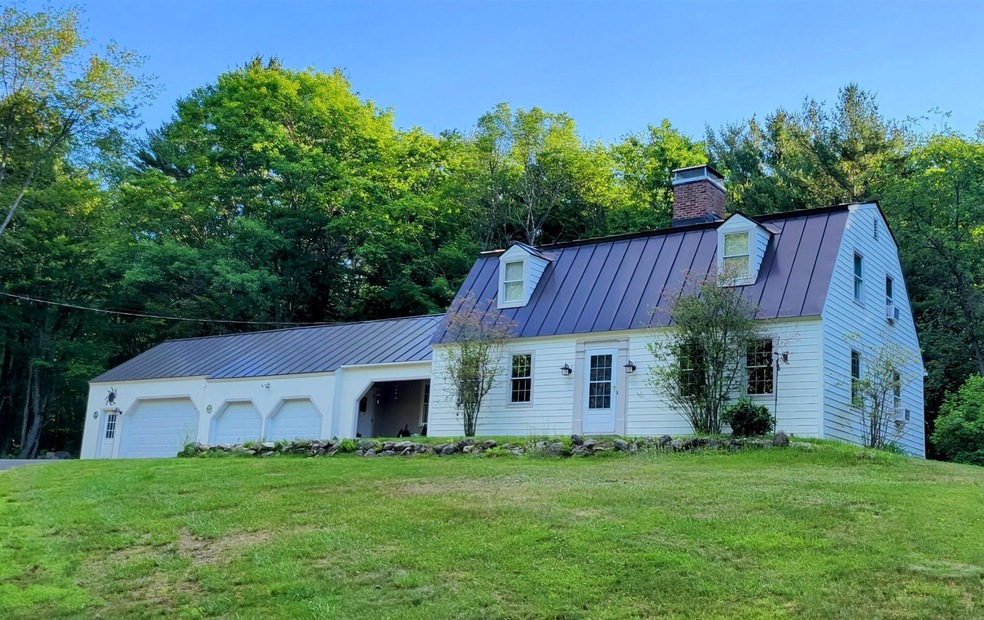 67 Fairgrounds Rd, Bradford, NH 03221 - photo 1