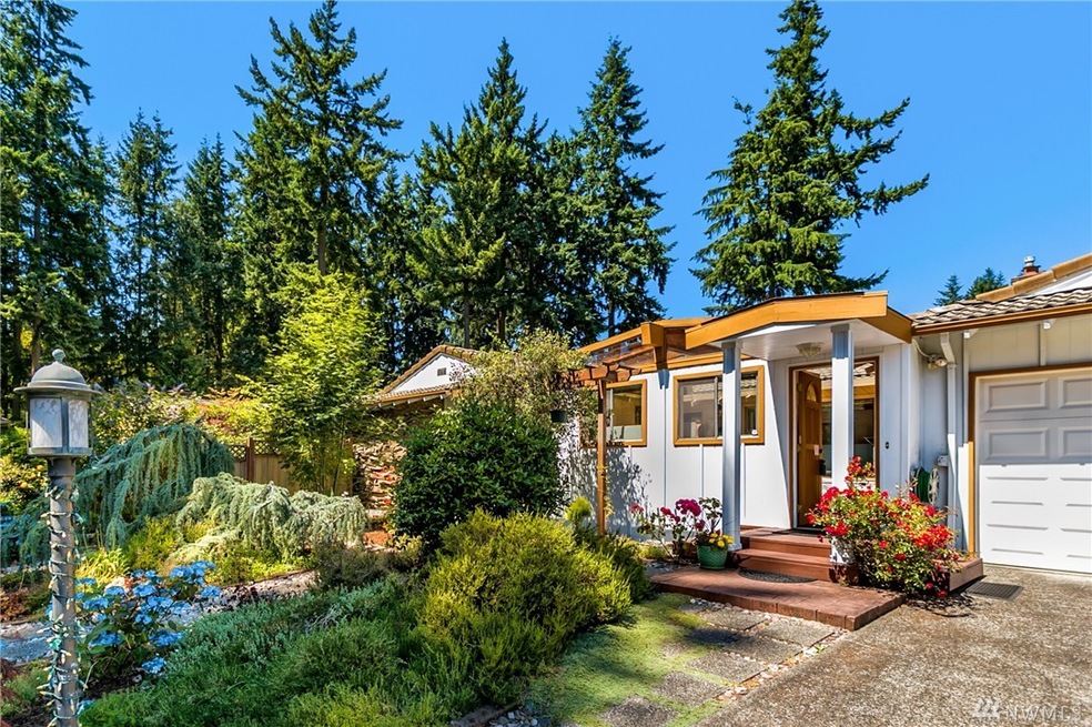 1240 NW 203rd St, Shoreline, WA 98177 - photo 1