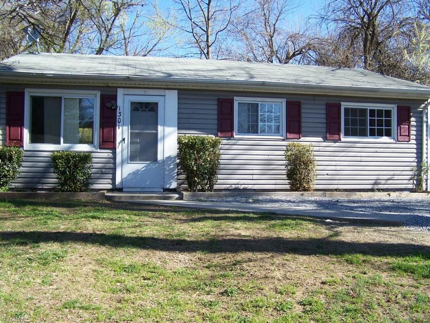1301 Furlough Ave, High Point, NC 27260 - photo 1