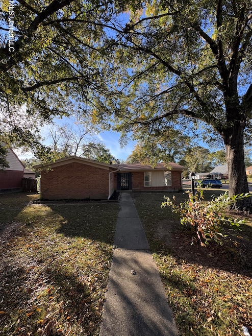 8913 Whitworth St, Southaven, MS 38671 - photo 1