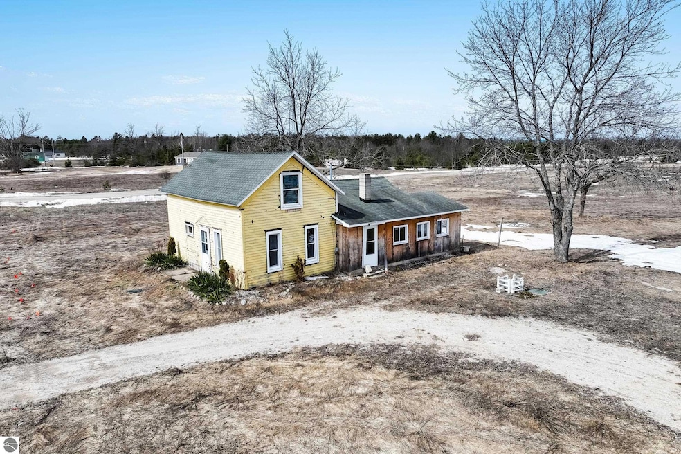 For Sale $170,000 • Co-Listing Agent