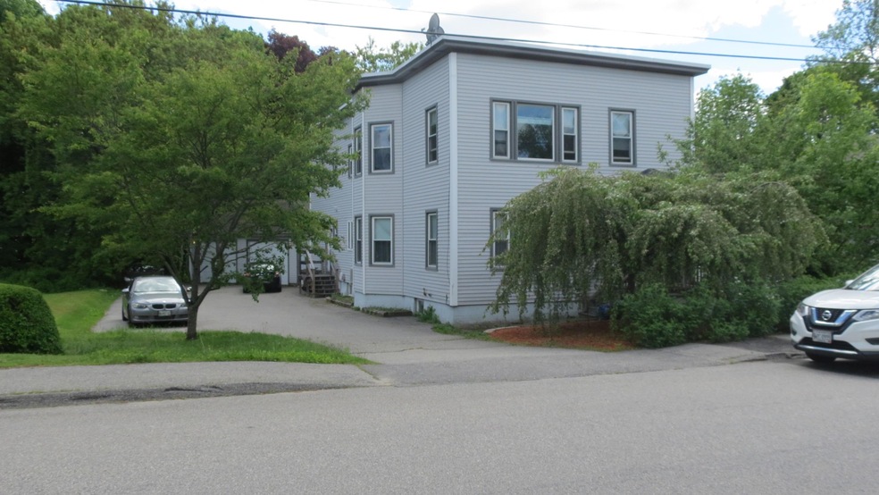 139 Lewis Ave, Saco, ME 04072 - photo 1