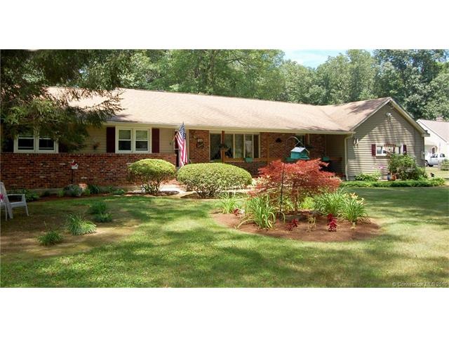 172 Stone Bridge Rd, Woodstock, CT 06281 - photo 1