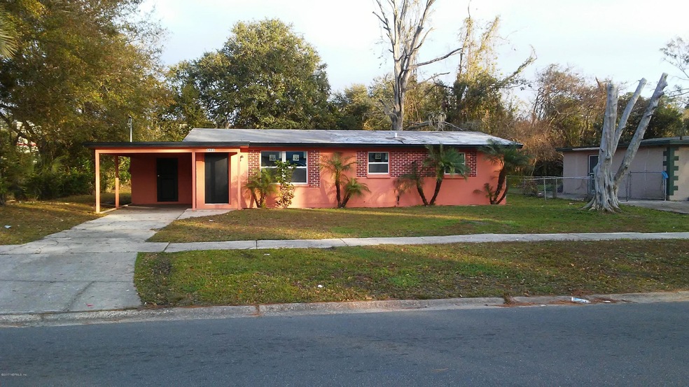 5423 Tampico Rd, Jacksonville, FL 32244 - photo 1
