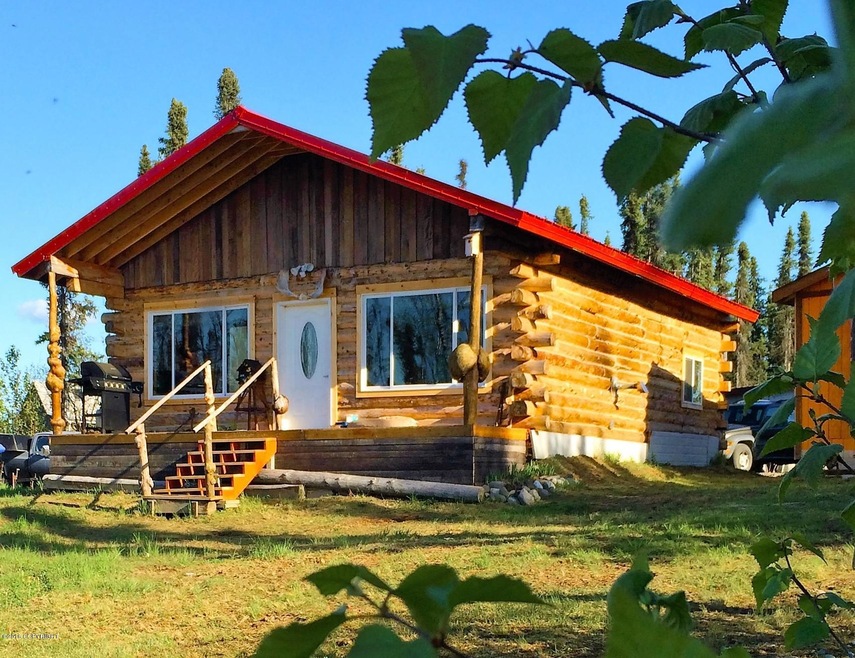 Alaskan Style with Modern Comforts