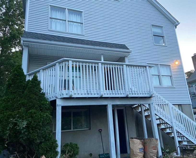 48 1/2 Elmwood Ave unit B, Norwalk, CT 06854 - photo 1