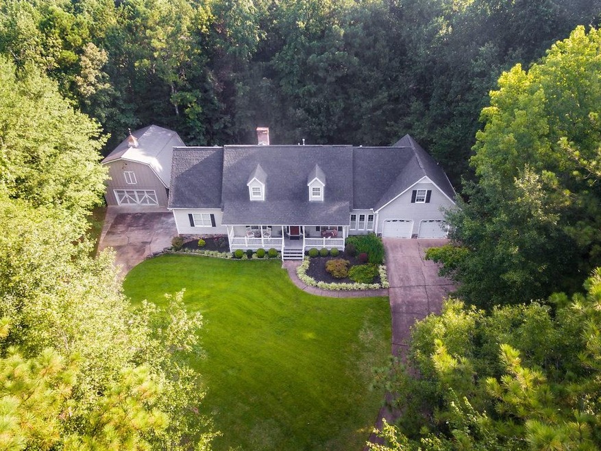Gorgeous 3 acre estate in PRIME location with Alph