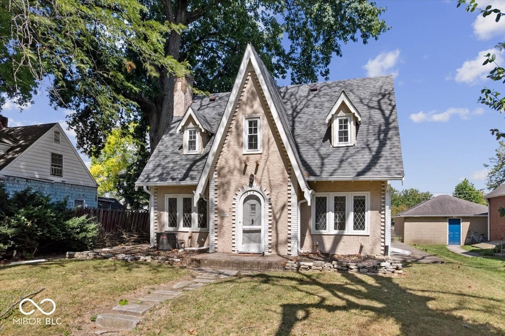 714 Berkley Rd, Indianapolis, IN 46208 - photo 1