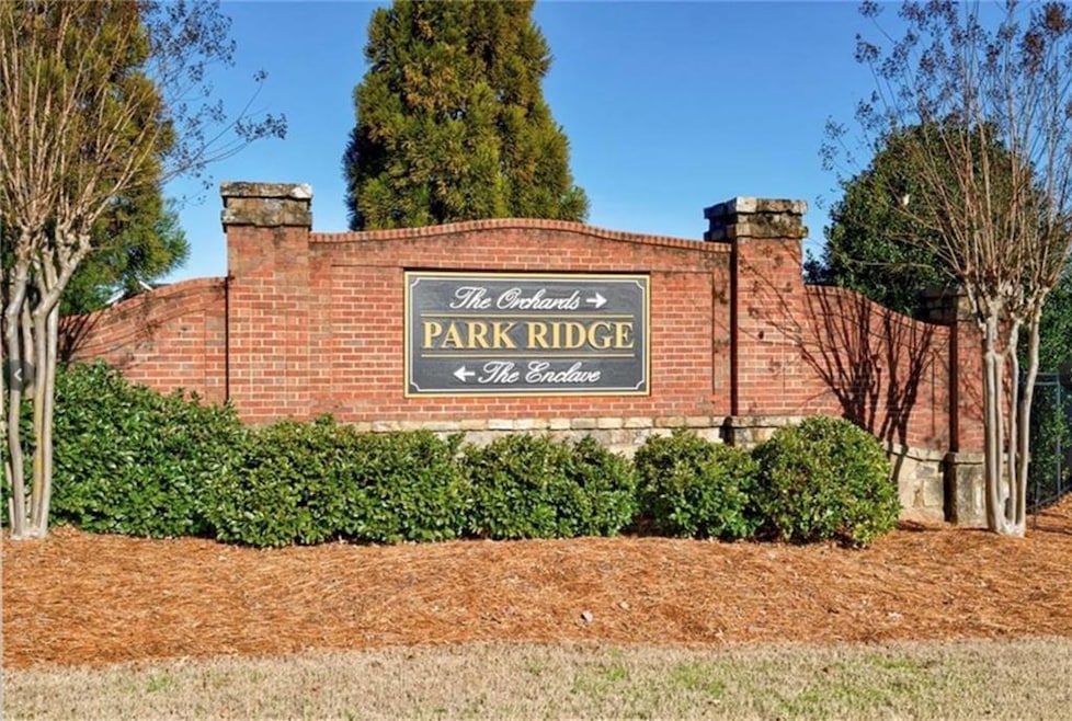 3352 Lindenridge Cir unit 87, Buford, GA 30519 - photo 1