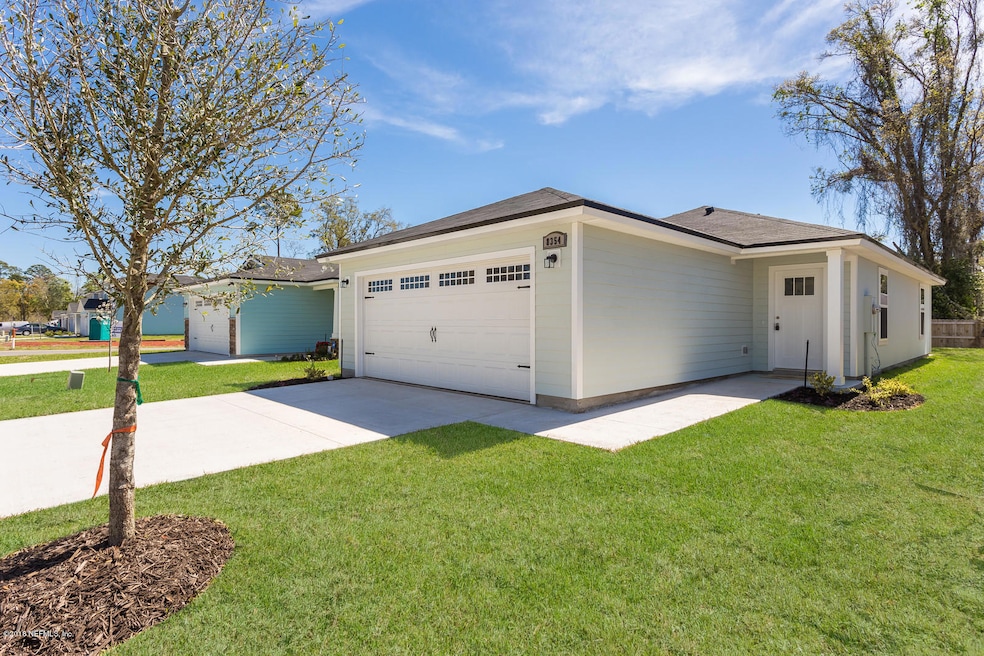 8457 Thor St, Jacksonville, FL 32216 - photo 1