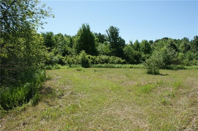Perfect spot to build your dream home