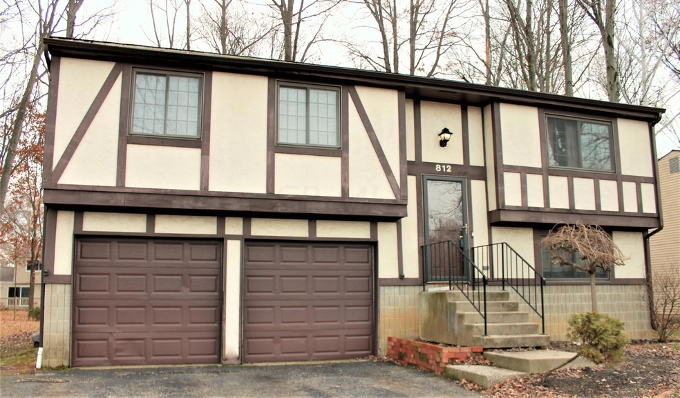 812 N Stygler Rd, Columbus, OH 43230 - photo 1