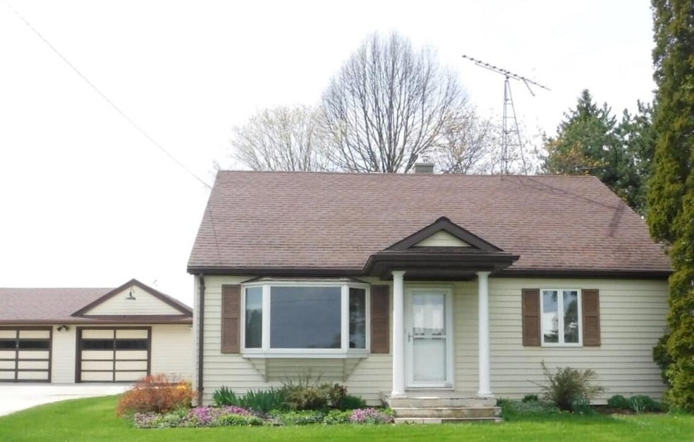 8220 Center Ave