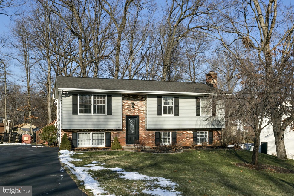 6204 Frontier Ct, Sykesville, MD 21784 - photo 1