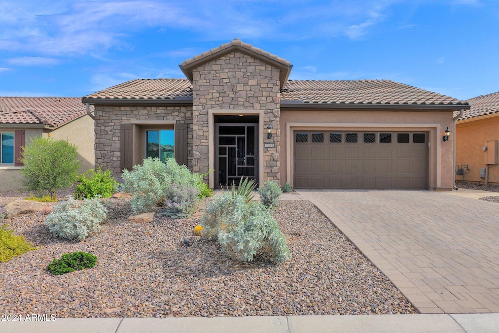 Welcome Home to 3985 N Daisy Dr!