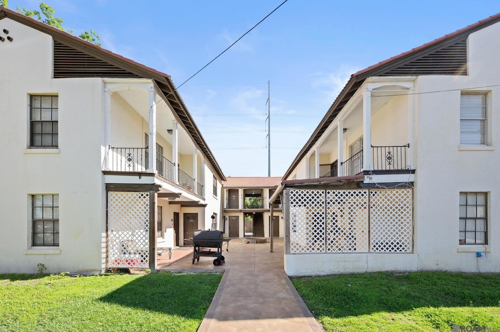For Rent $1,000/month • Co-Listing Agent