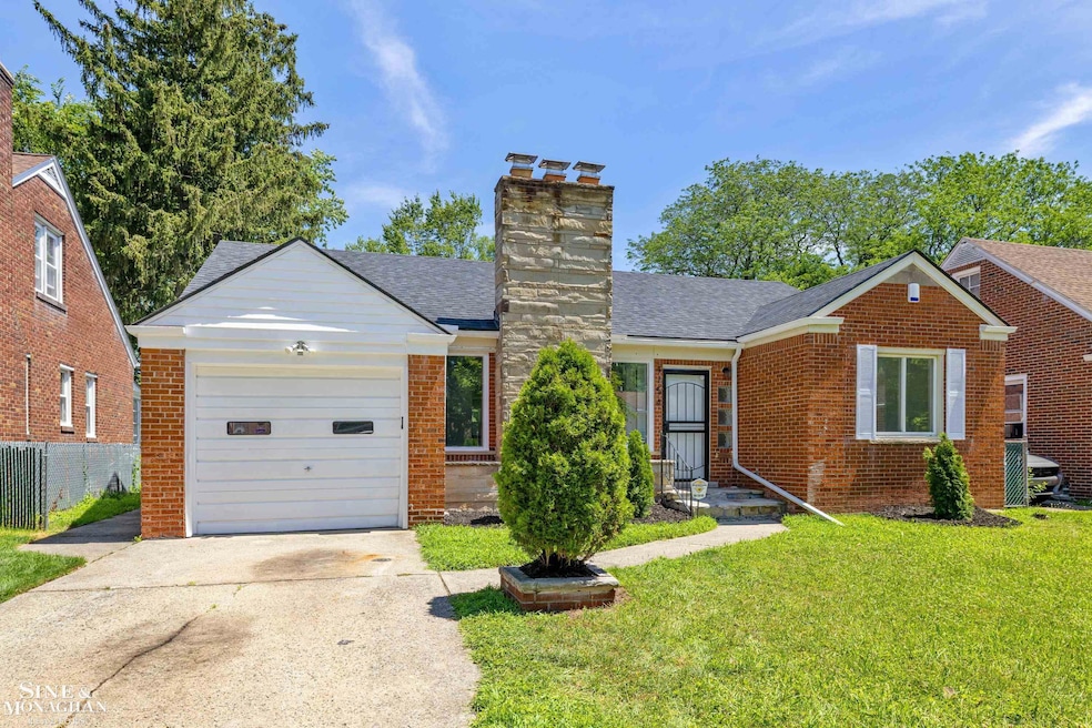 4154 Grayton St, Detroit, MI 48224 - photo 1