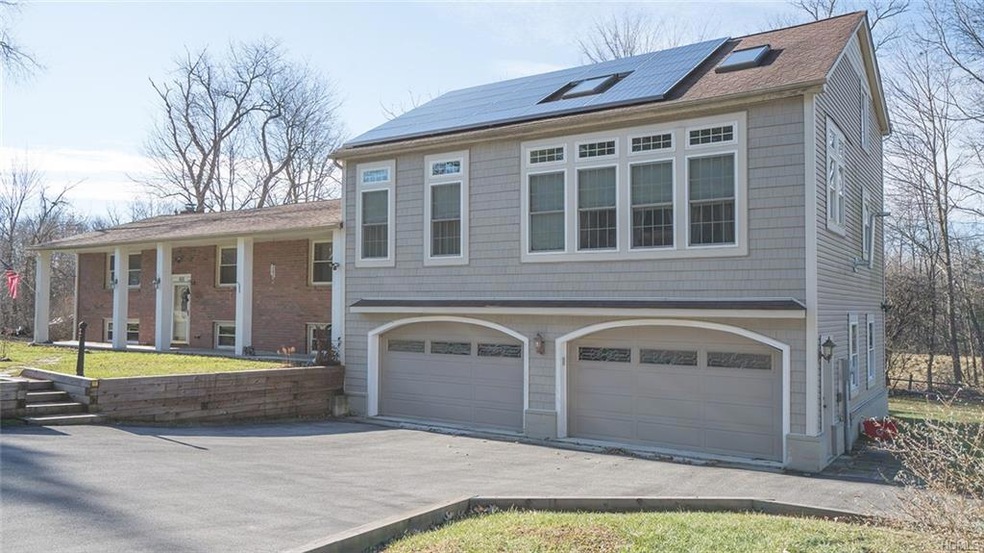 455 St Andrews Rd, Walden, NY 12586 - photo 1