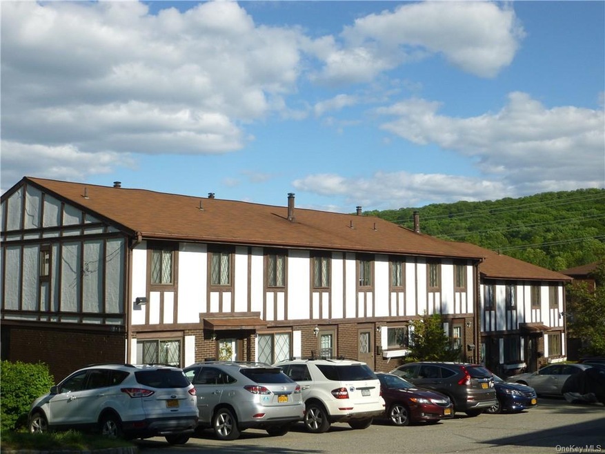 111 Buckingham Ct unit 111, Pomona, NY 10970 - photo 1