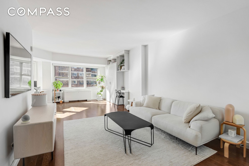 For Sale $549,500 • Co-Listing Agent