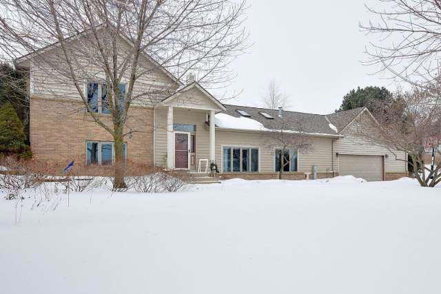 6827 Reuter Ln, West Bend, WI 53090 - photo 1
